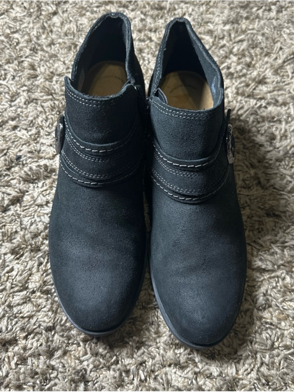 Clark’s collection women’s ankle booties US 8.5 Black Faux Suede with Buckle